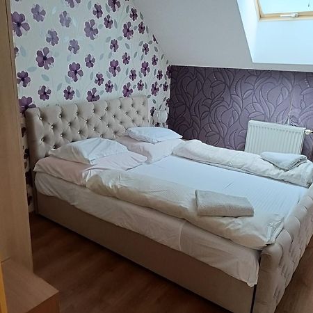 Guest House Eva Hrabušice Extérieur photo